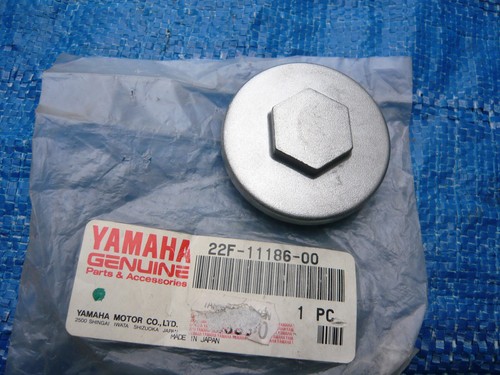 Yamaha deckel vom - ,